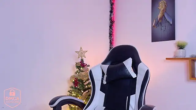 nairagold_'s cam snapshot