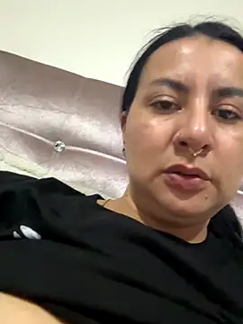 Abril_Luv's cam snapshot