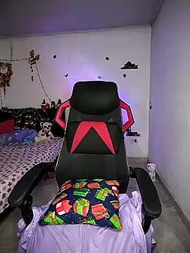 esmeralda_jadees's cam snapshot