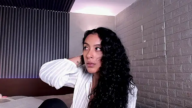 magic_marg's cam snapshot