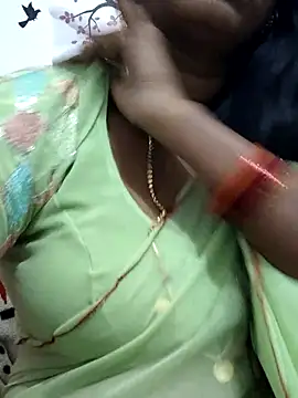 Tamil_Meera12's cam snapshot