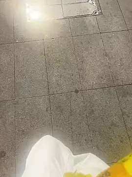 yimisun01's cam snapshot