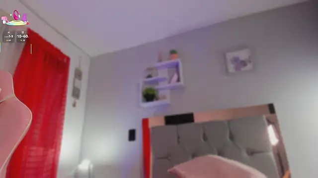 caro_sanchezz's cam snapshot