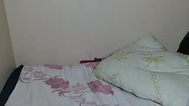 __JuicyAss_'s cam snapshot