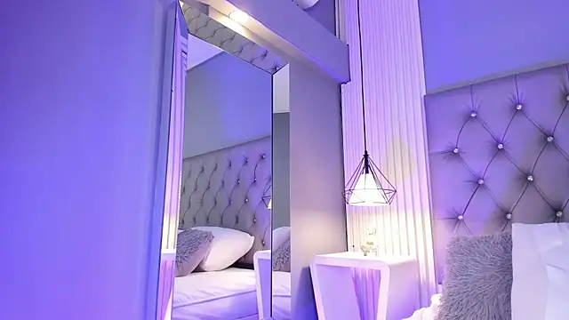 VioletthaRous's cam snapshot