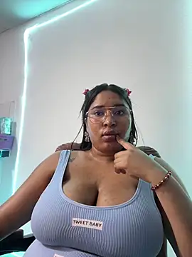 AmbarSex23xo's cam snapshot