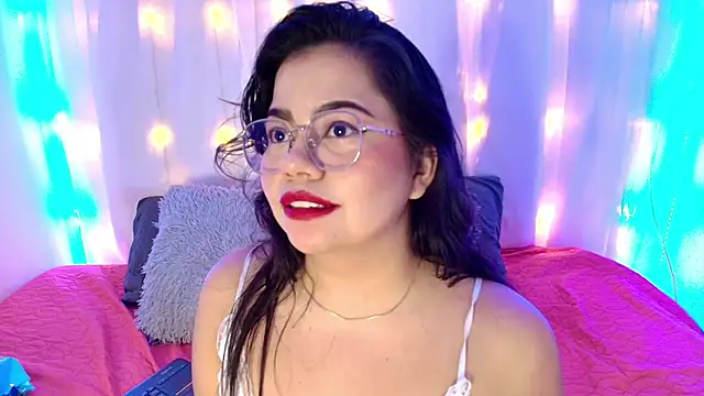 LilyRousee's cam snapshot