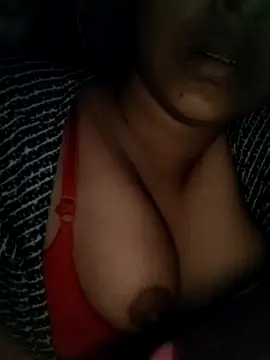 desiXcouple97's cam snapshot