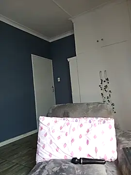 FreakyyCrystalx's cam snapshot