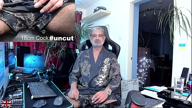 OnlineBossUK live sex cam