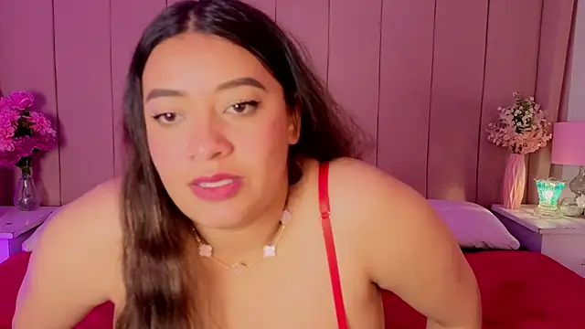 MollyBigBoobs12's cam snapshot