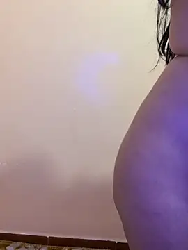 Sukaraa live sex cam