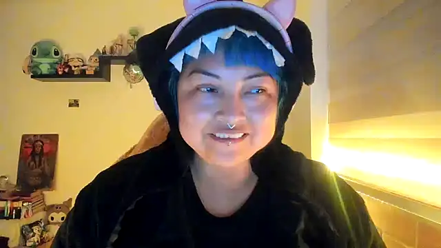 Shaddycute_'s cam snapshot