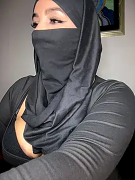 Zeynep-Lahsen's cam snapshot