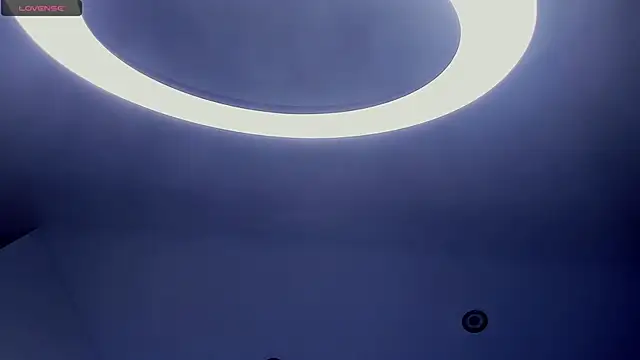 VedaSchulz's cam snapshot