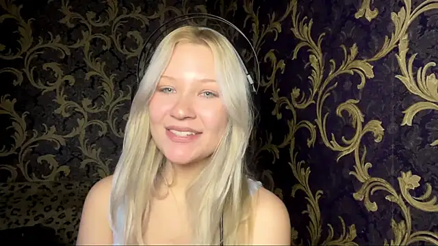 Cira_BabyFace's cam snapshot