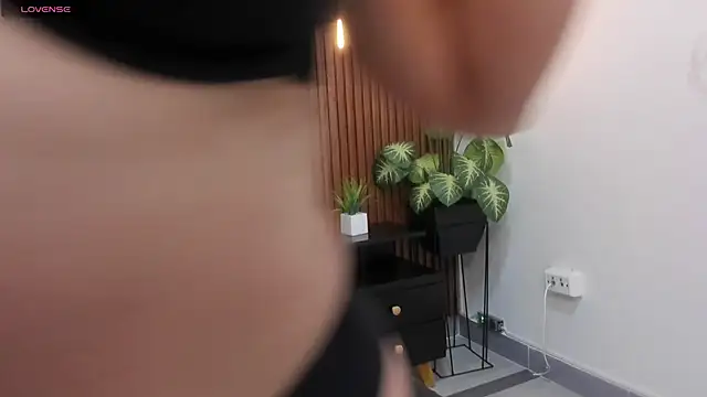 Valka_Ross's cam snapshot