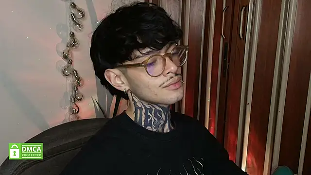 Bastiel_ live sex cam