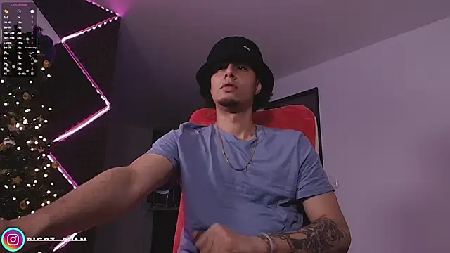 bigryann23 live sex cam