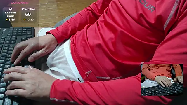 Yasu2000 live sex cam