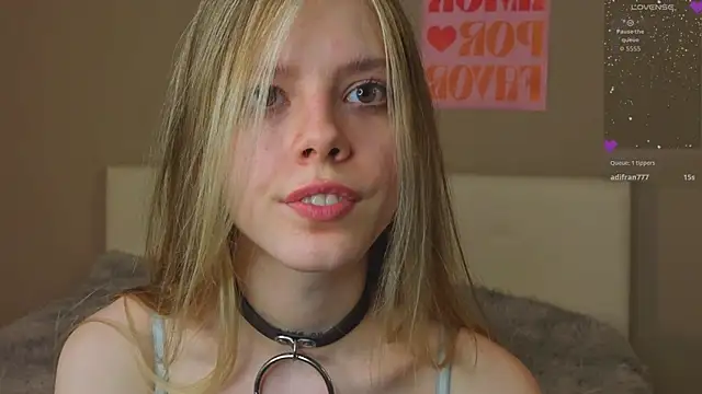 TiffinyMergist's cam snapshot