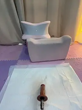 Nicole77-baby's cam snapshot