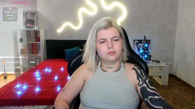 shadow__purrr's cam snapshot