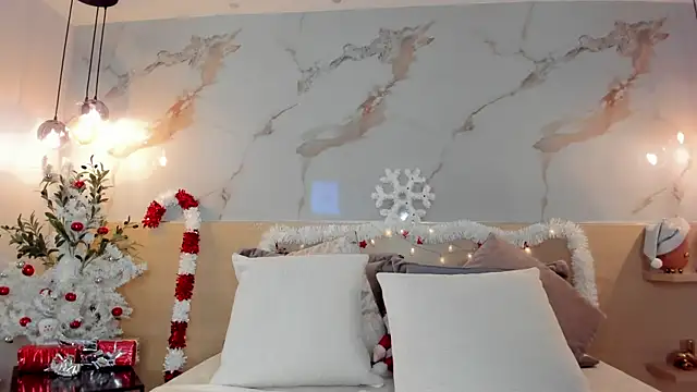 LeaThompson's cam snapshot