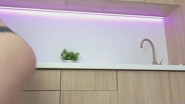 Baby_Ava_'s cam snapshot