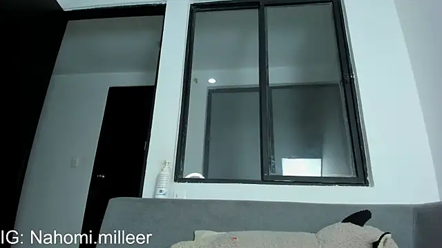 NAHOMI_MILLER's cam snapshot