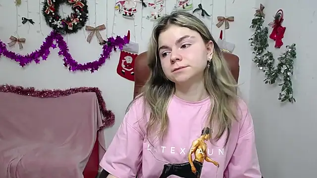 TinaRedly's cam snapshot