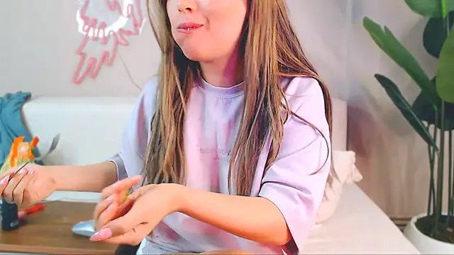 -_Ruya_-'s cam snapshot