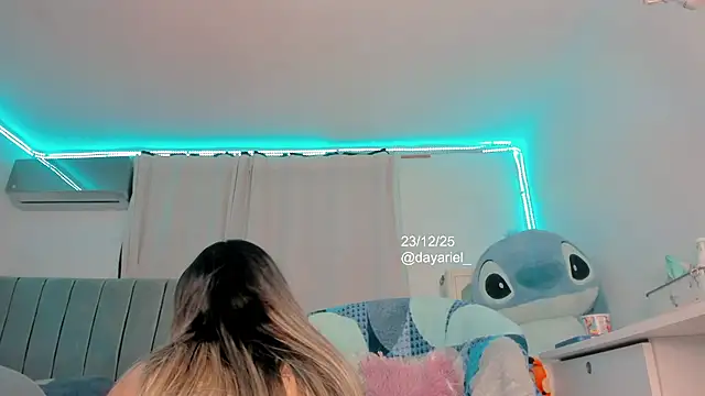 Yellowranger1's cam snapshot