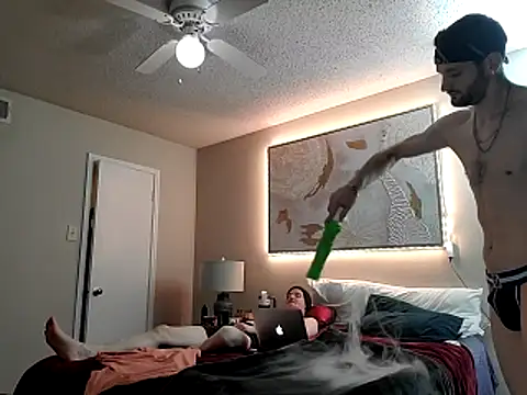 Drewpackn8 live sex cam