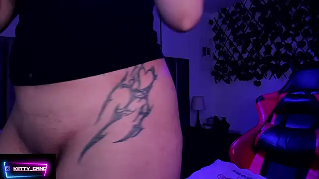 Kitty_Gang's cam snapshot