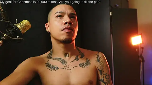 AlphaMasterXxx's cam snapshot