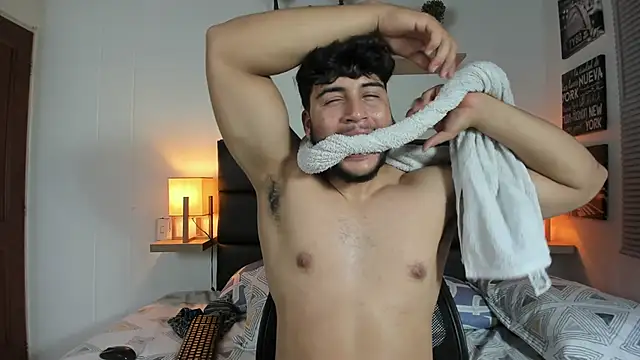 mike_foxxx_'s cam snapshot