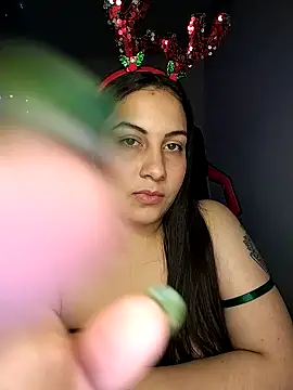 esmeralda_jadees's cam snapshot