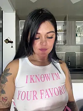 Saray_charmante's cam snapshot