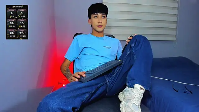 tom_Howard live sex cam