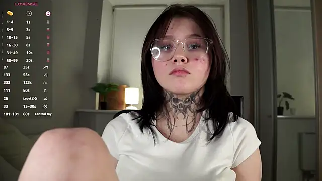 CaroleMyers live sex cam