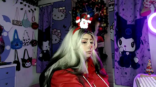 lussyevans24 live sex cam