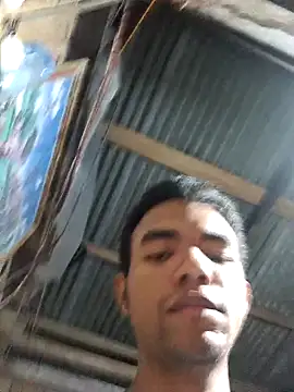 Reynold2608 live sex cam