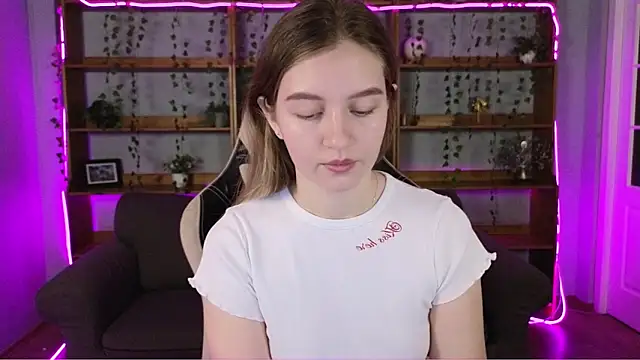 Ksuhesa live sex cam