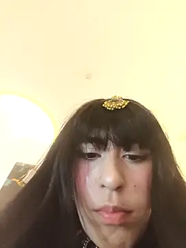 chaymae_nah_'s cam snapshot