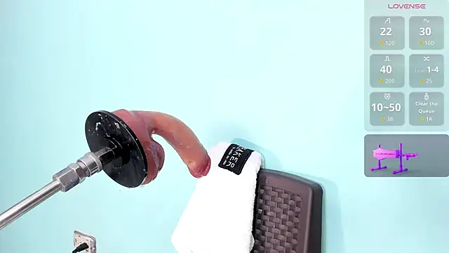 lola_clit live sex cam