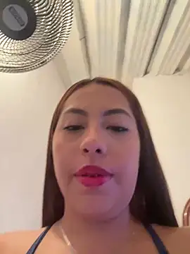 Emily_joee_'s cam snapshot