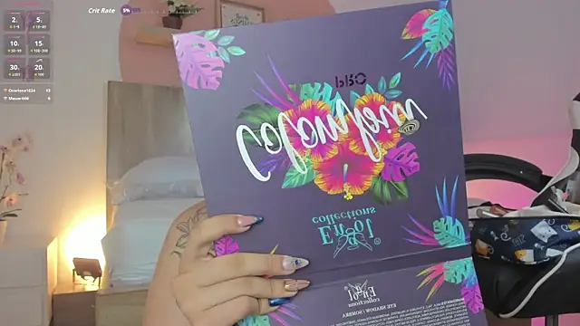 Clara_Luu's cam snapshot