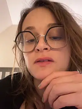 norafack33's cam snapshot