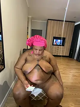 MissLola27's cam snapshot